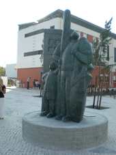 Monumento aos Avieiros