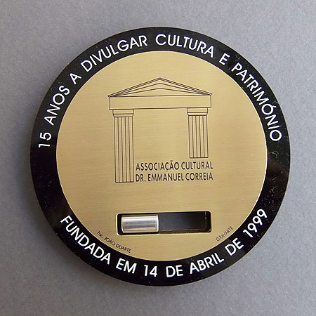 Medalha Comemorativa dos 15 Anos da Fundação Dr. Emmanuel Correia
